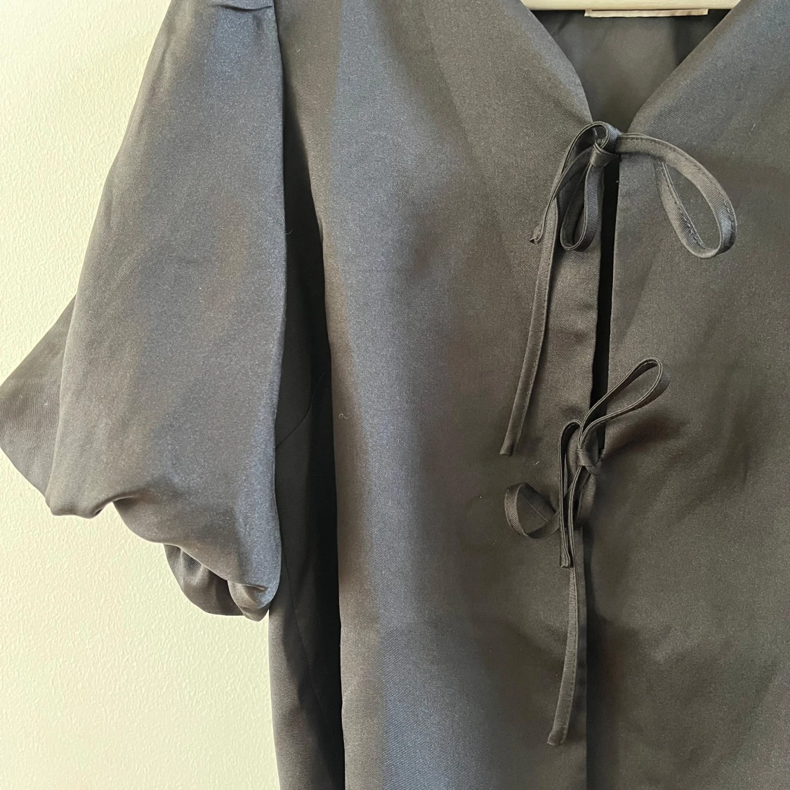 Oanvänd blus från Neo Noir - 1