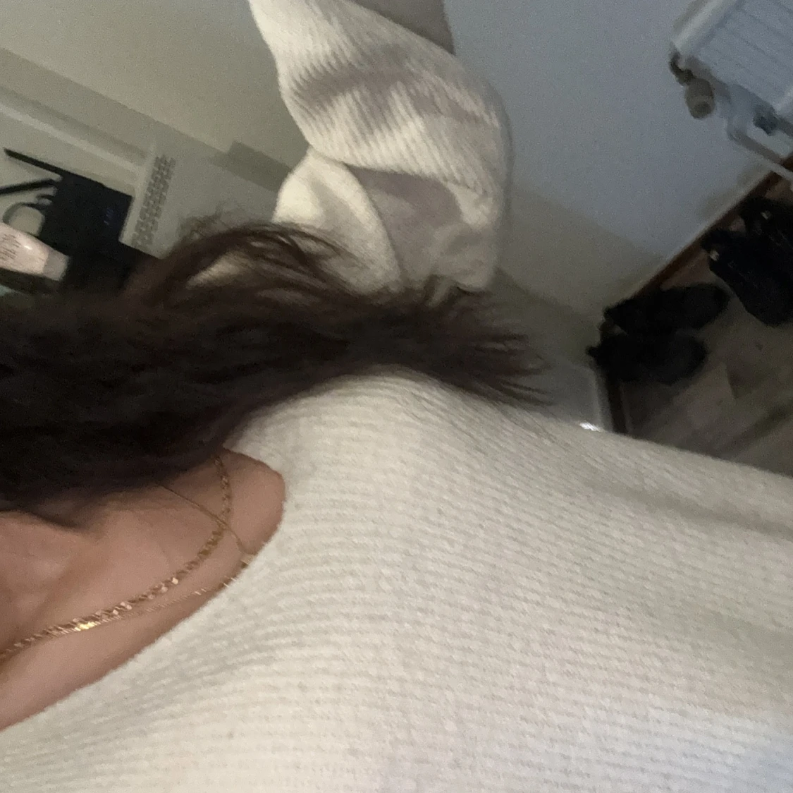 Vit stickad tröja - 1