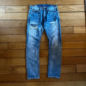 Levis 505 Orange Tab - Vintage Levis orange tab 505. Rak passform, midjan är snarare som 30/29. Dm för fler frågor