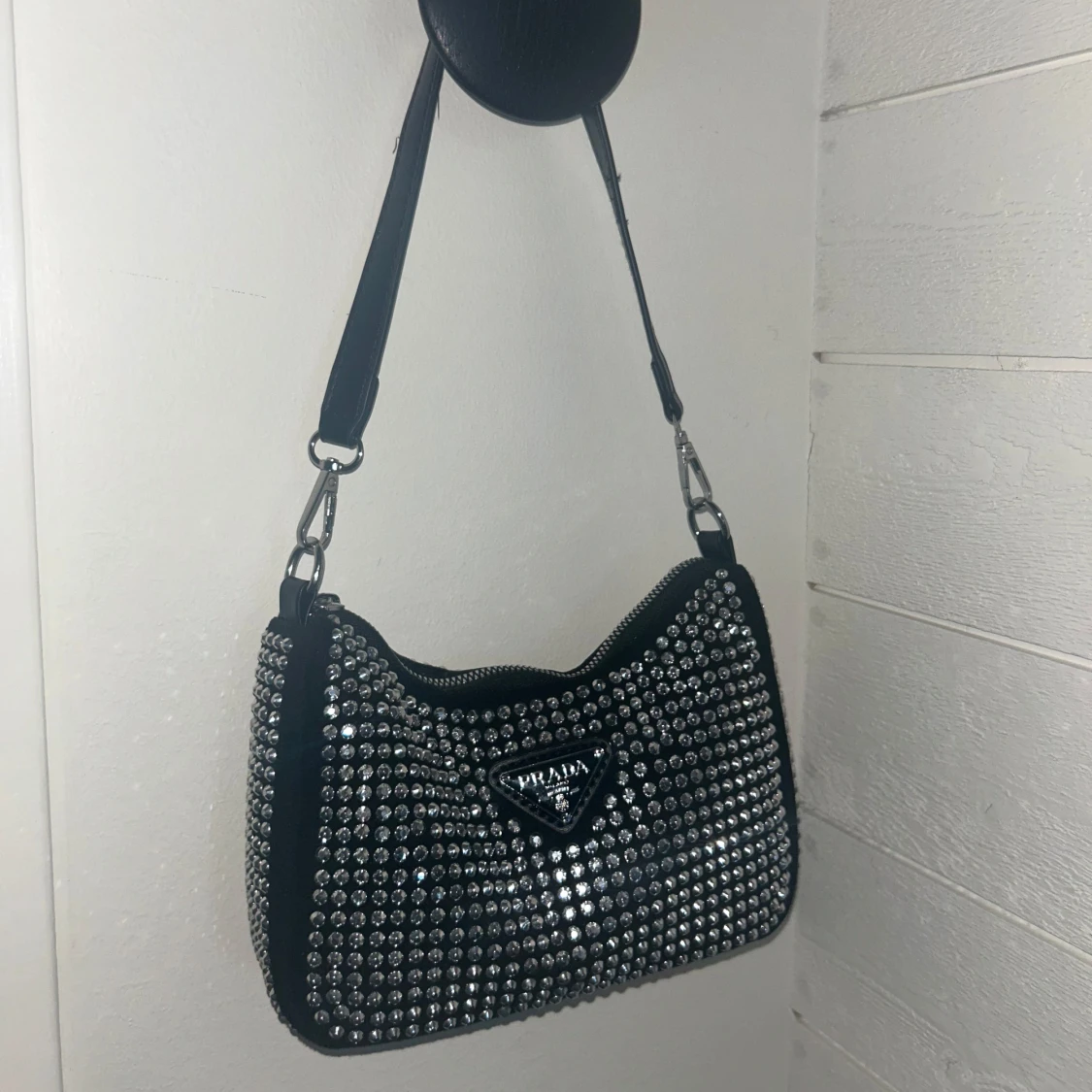 Glittrig axelväska  - 91
