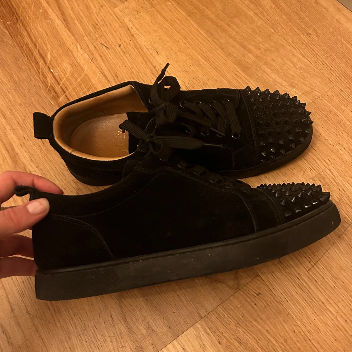 Christian Louboutin  - 90