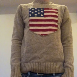 Stickad Gant tröja  - 9/10 skick knappt Andvänd gant tröja. Kan gå ner i pris vid snabbaffär