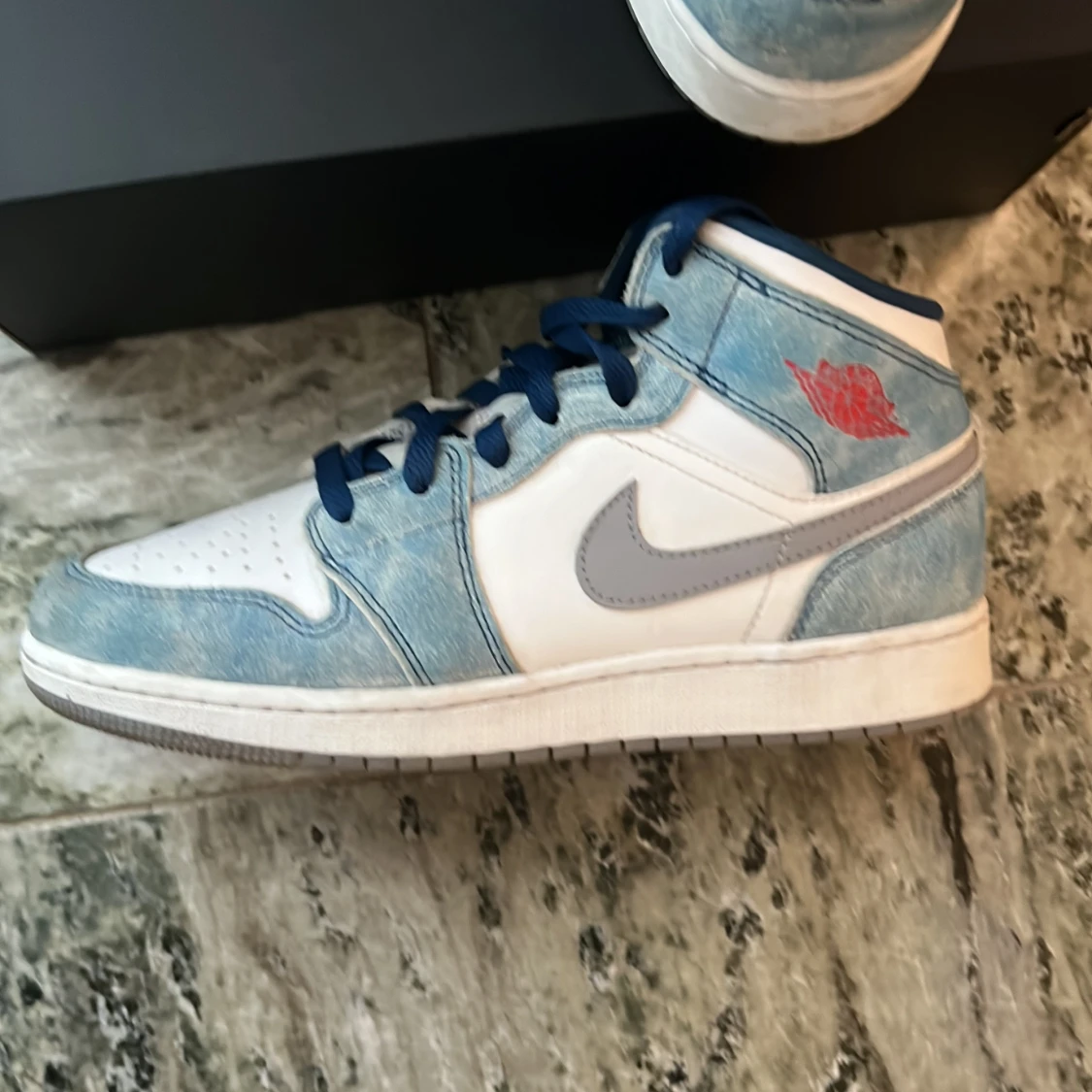 Jordan 1 mid 39 - 90