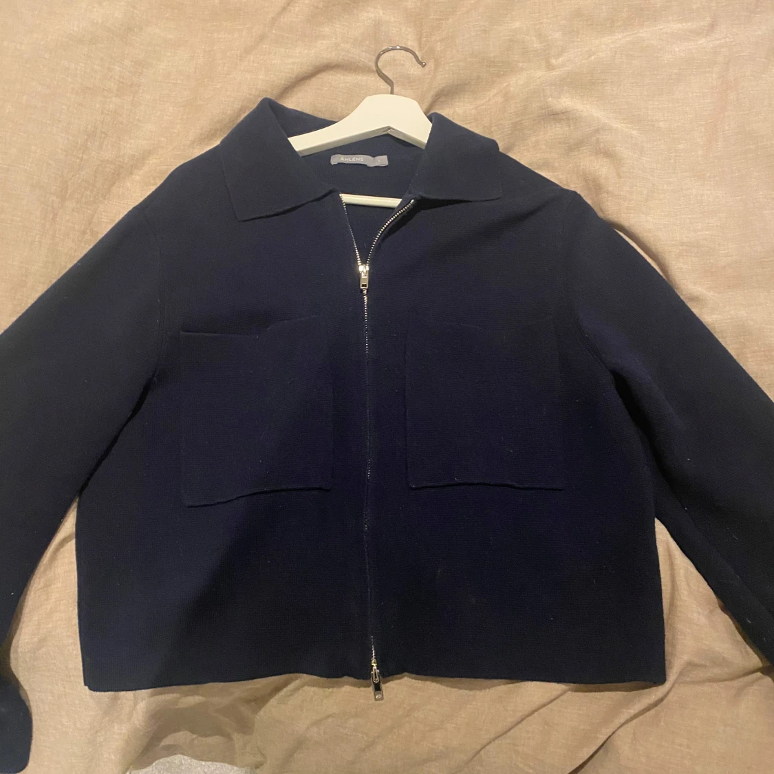 Mörkblå zip kofta från Åhléns  - 91