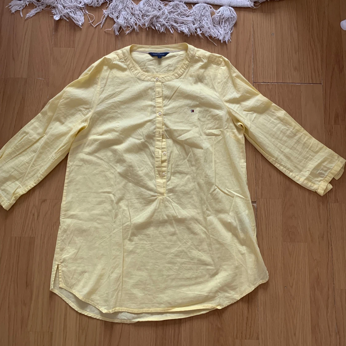 2st Tommy Hilfiger damtröjor!!! - 90