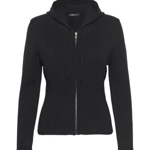 Stickad zipup hoodie 💘💘 - Säljer för den ej kommer till användning, helt ny därför inga deffekter 💕💕