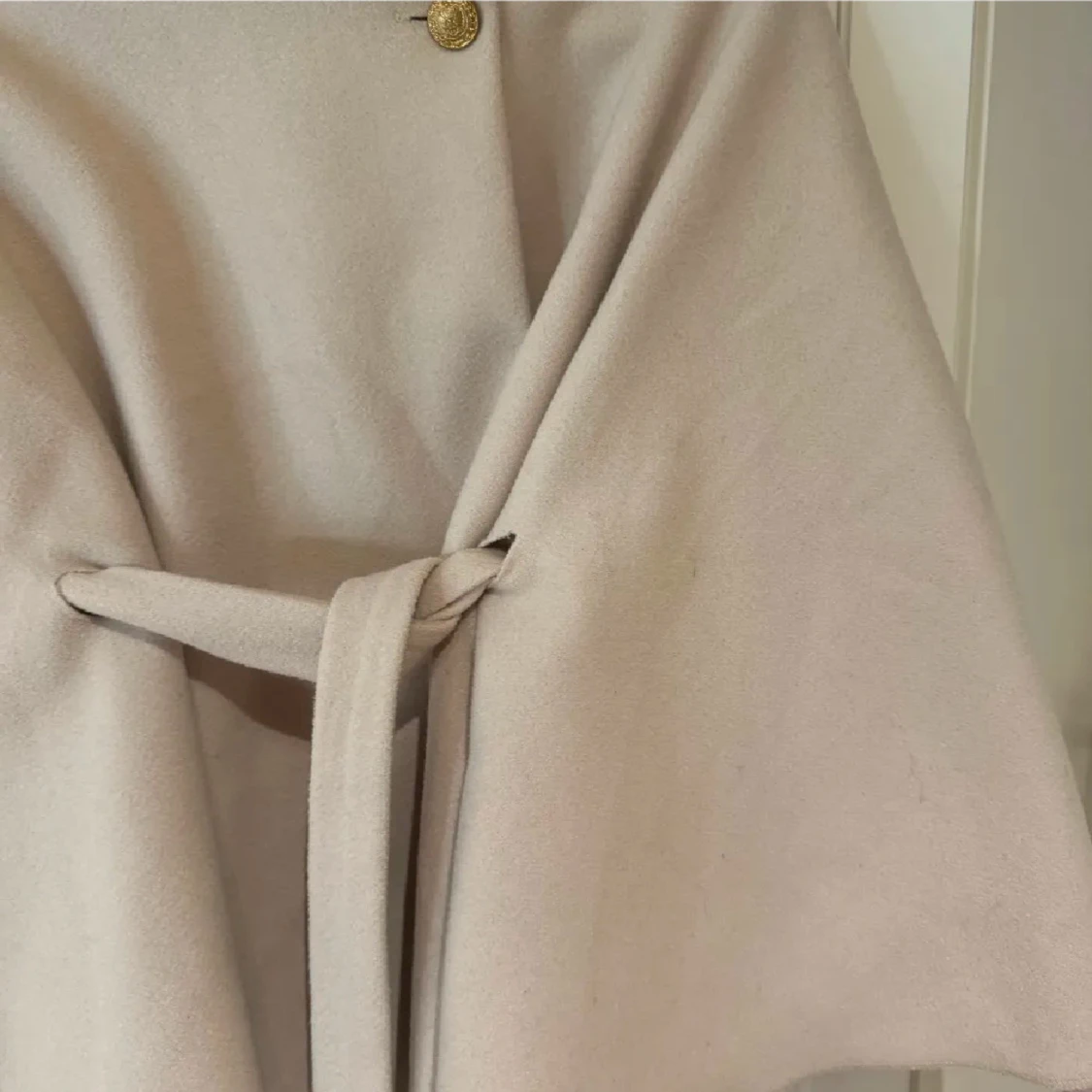 Beige kappa från Missay - 91