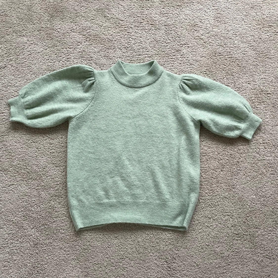 Stickad tröja från ONLY