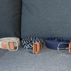 Tre flätade bälten i olika färger - Säljer 3 st flätade one size bälten. Köp 3 för 250kr eller 99kr/st.