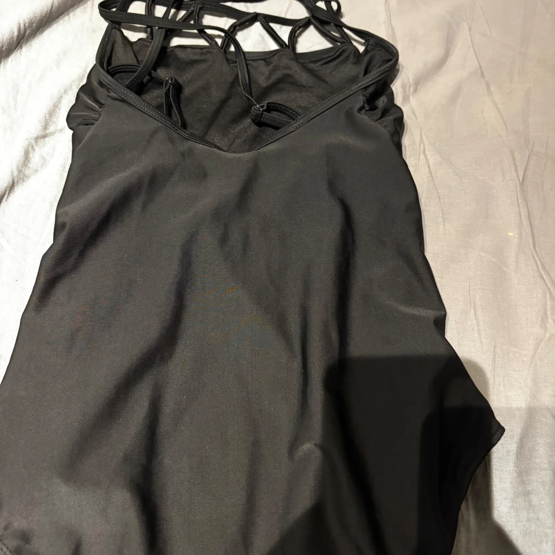 Svart baddräkt med snörning - 91