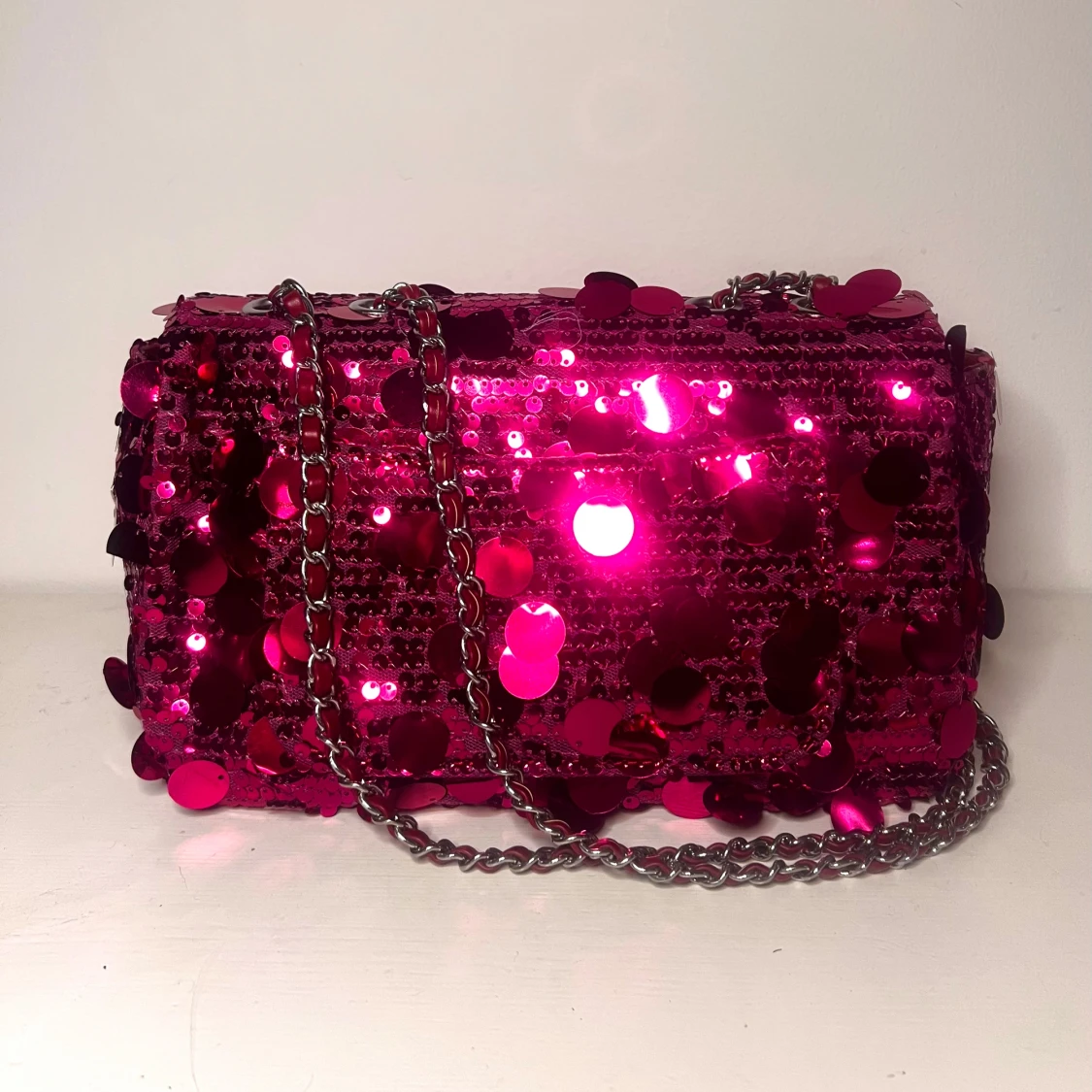 Rosa paljettväska Ibiza vibe - 2