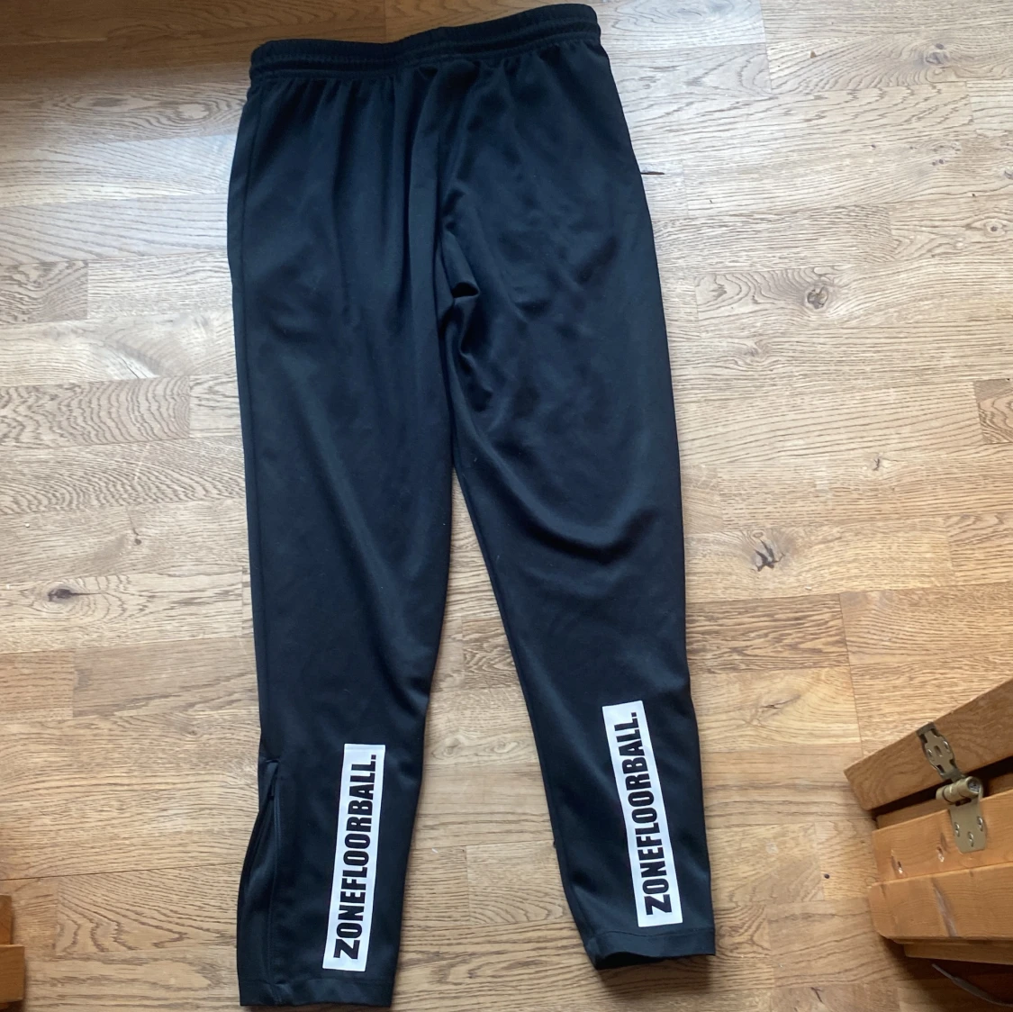 Svarta träningsbyxor från Zone Floorball - 1