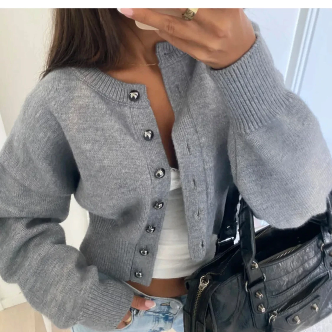 Grå kofta med knappar - 1