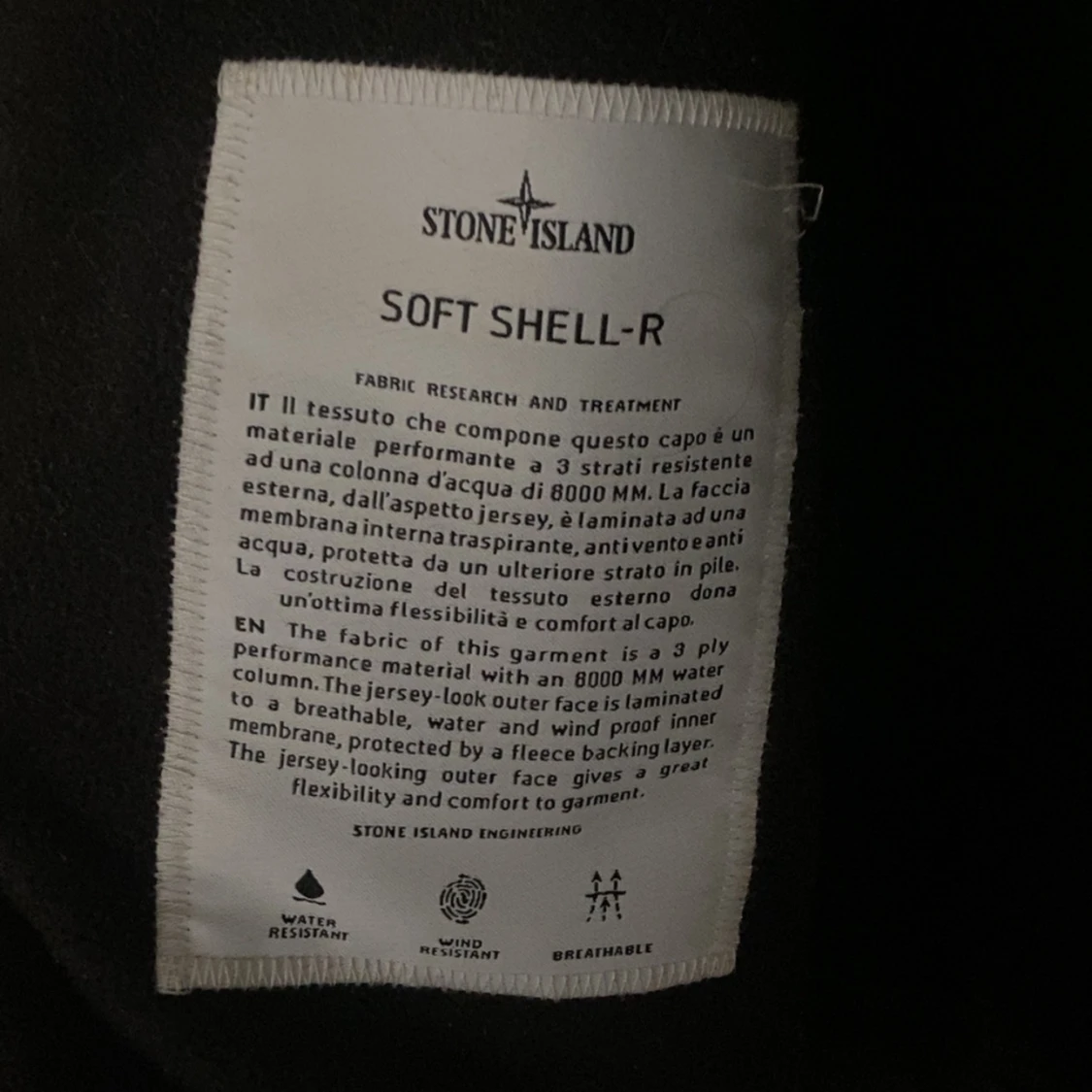 Svart softshelljacka från Stone Island - 2
