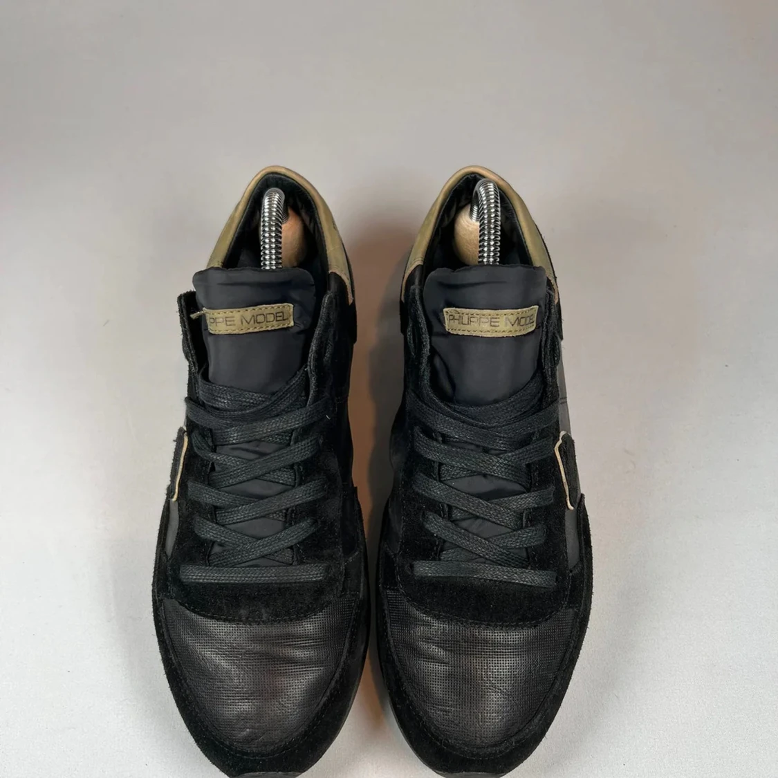 Svarta Phillipe Model TRPZ - 1