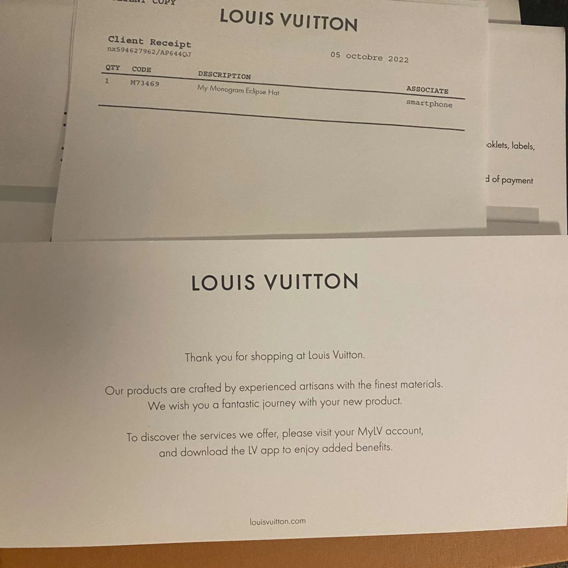 Svart mössa från Louis Vuitton - 2