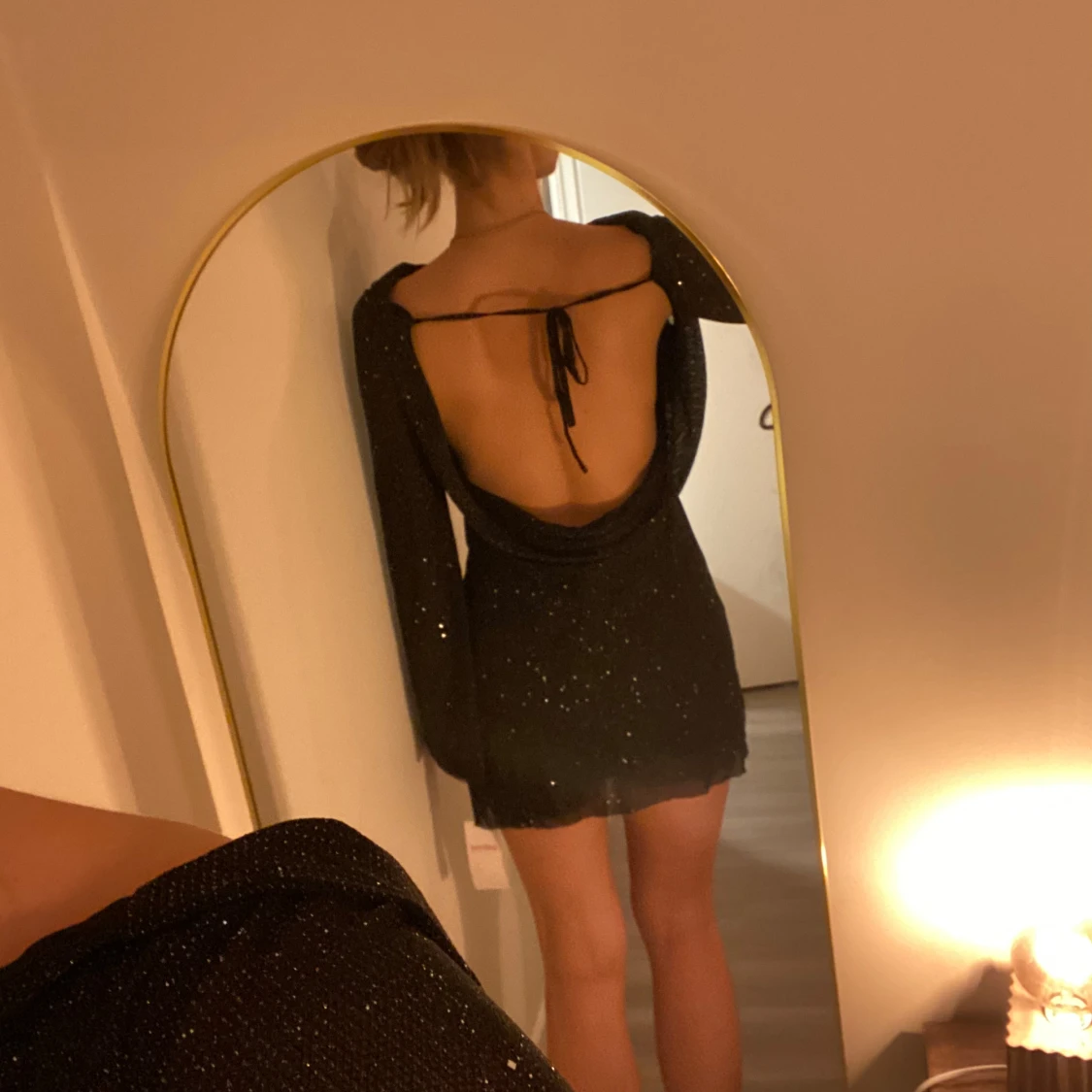 Svart glittrig klänning från Narthea - 1