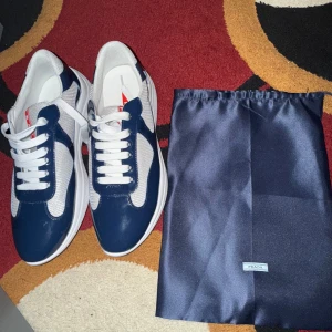 prada cups - helt nya prada cups 