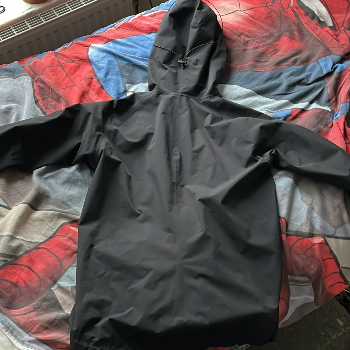 Svart vindjacka från Haglöfs - 2