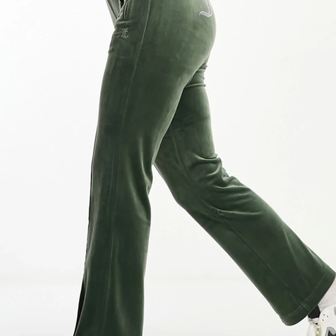 Gröna as snygga byxor från Juicy Couture - 3