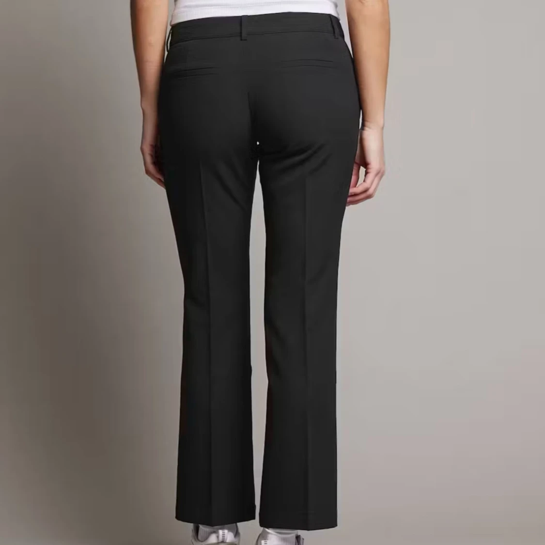 Bikbok Svarta kostymbyxor - 1