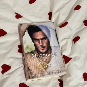 Marriage for One - Marriage of convenience trope. Nyskick 