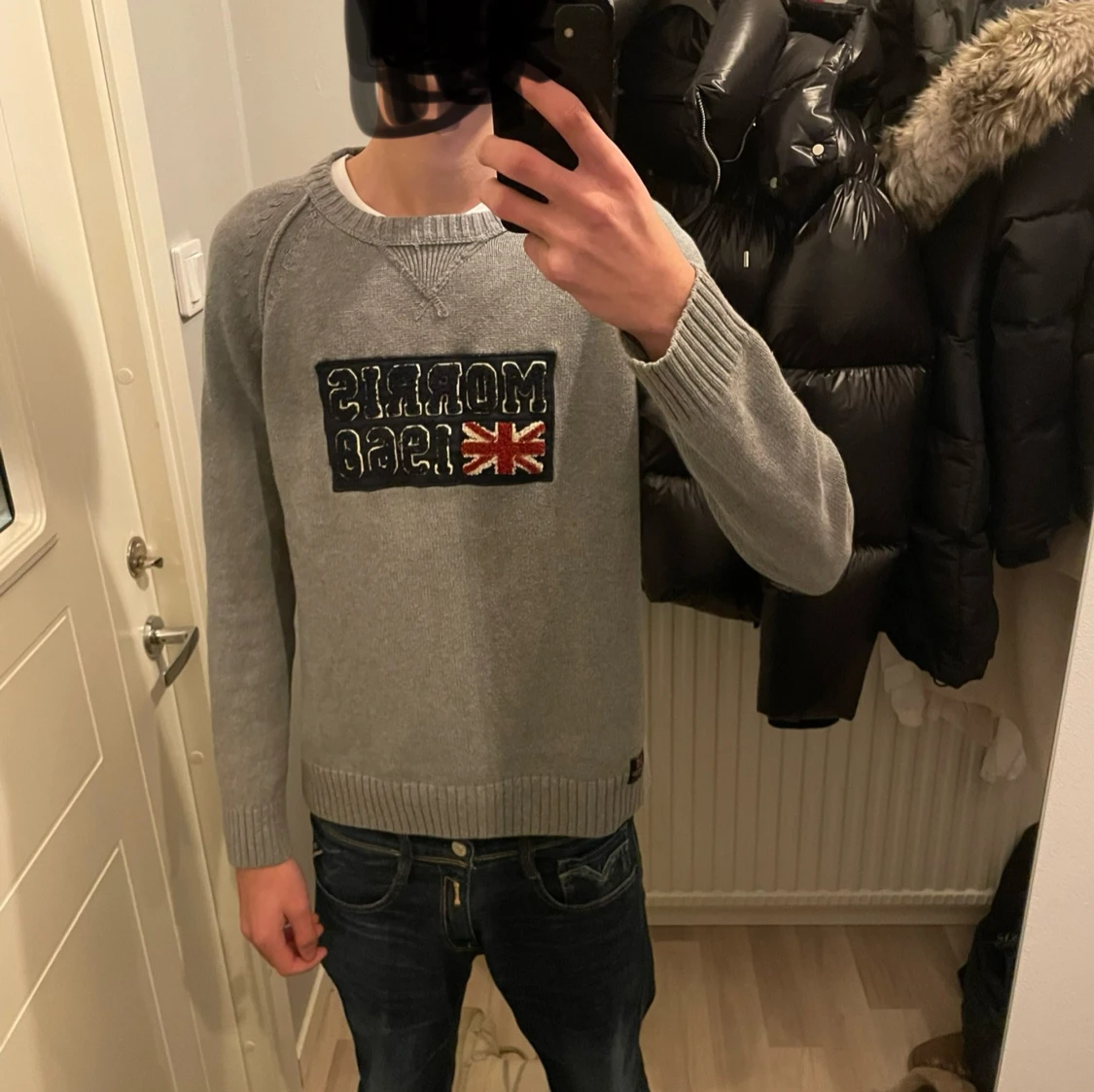 Grå tröja från Morris