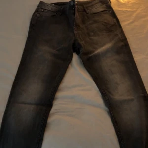 Jack and Jones Jeans - Storlek L  Bra kvalite