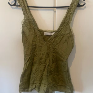 SÅ snygg topp - Jättesnygg vintage topp!!