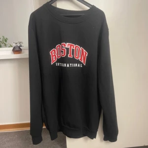 Myströja - Säljer denna tröjan ifrån shein💓