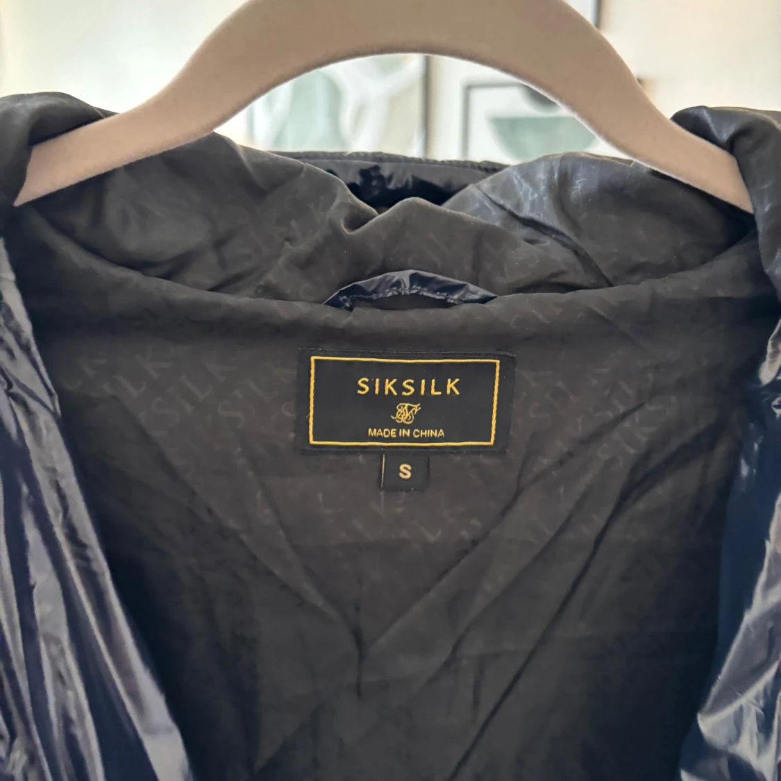 Svart pufferjacka från SikSilk - 91