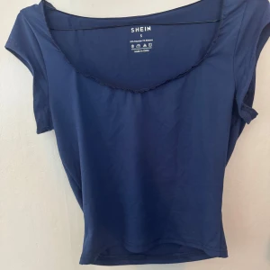 Tröja  - En gullig tröja, den är aldrig använd🫶🏼