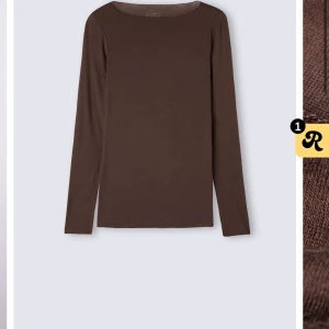 Intimissimi tröja - Intimissimi tröja kashmir, brun färg Mycket bra skick✨ Skriv priv för mer info‼️‼️