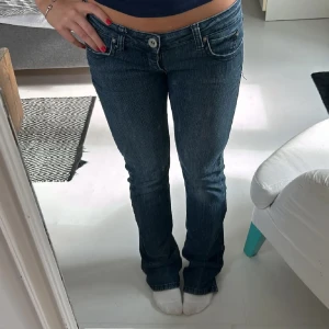 Lågmidjade jeans  - Säljer dessa super Lågmidjade jeansen❤️inga defekter💞