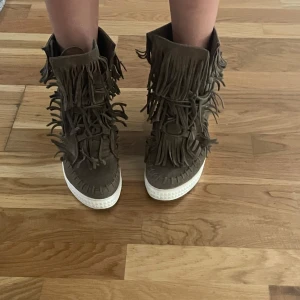 Fransskor - Urfina till höst, skriv kring frågor❤️passar 36/37