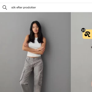 Lågmidjade byxor - Helt oanvända Lågmidjade cargobyxor från Gina!💕 Nypris 499