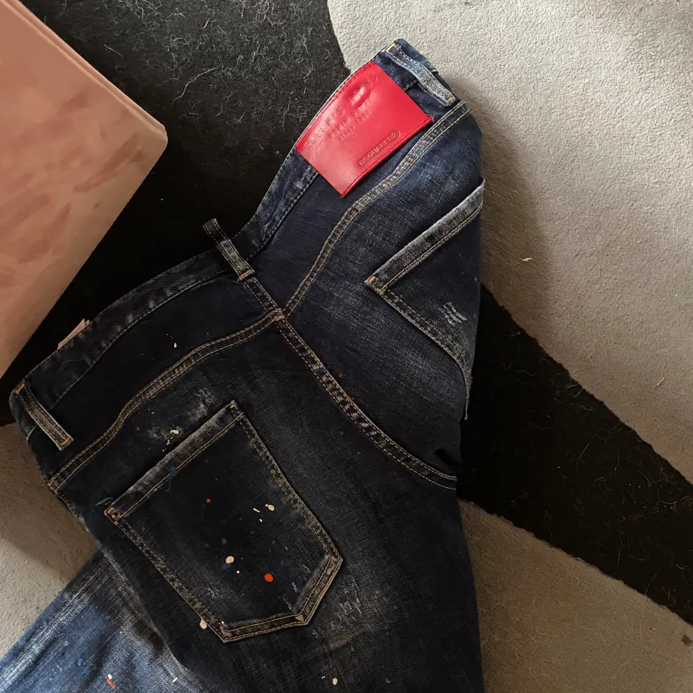 Passar mig som är 175 ungefär köpt från thernlunds kvitto finns!. Jeans & Byxor.