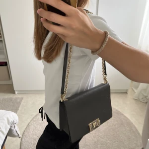 FURLA väska - Jätte fin,ställ frågor om det är nåt, priset kan diskuteras ❤️