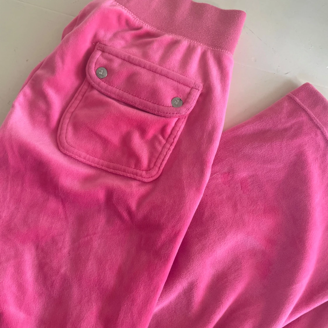 Rosa mjukisbyxor med snörning - 2