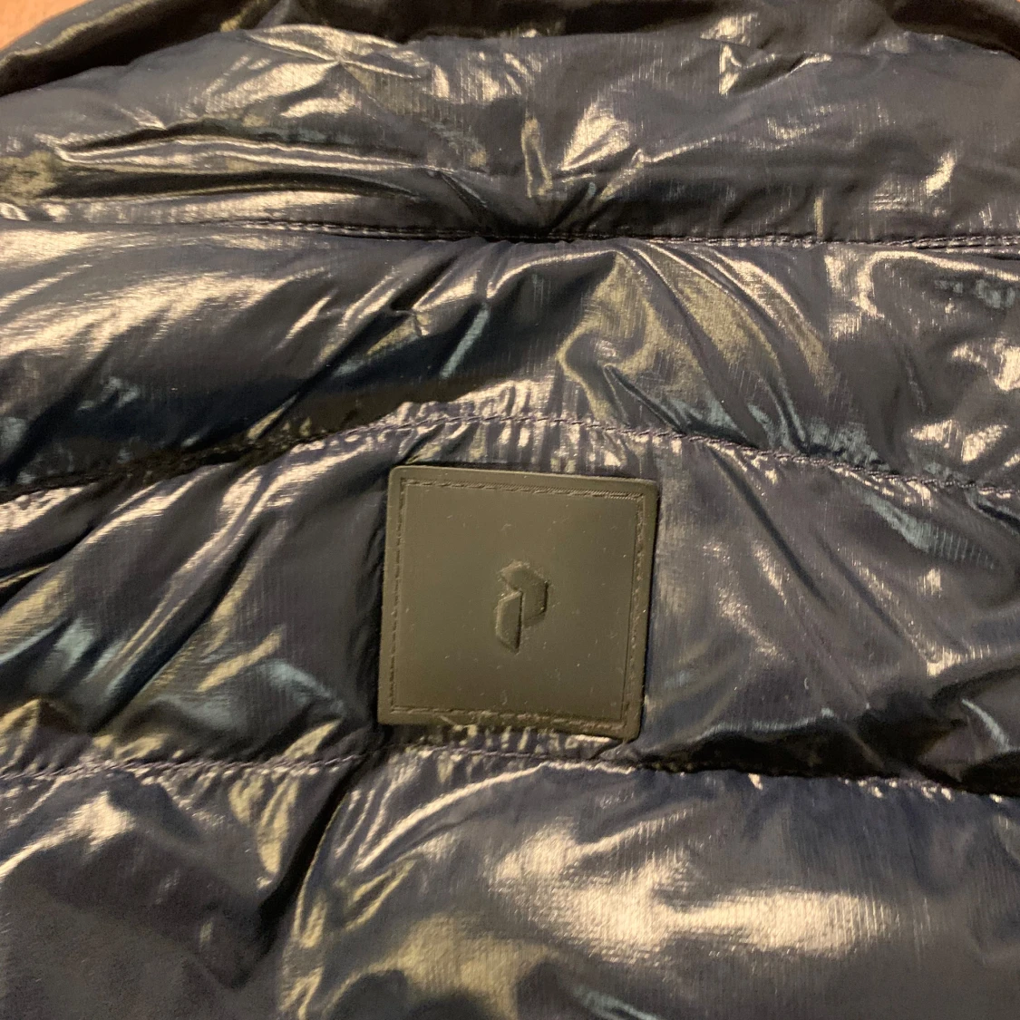 Svart dunväst från Peak Performance - 2