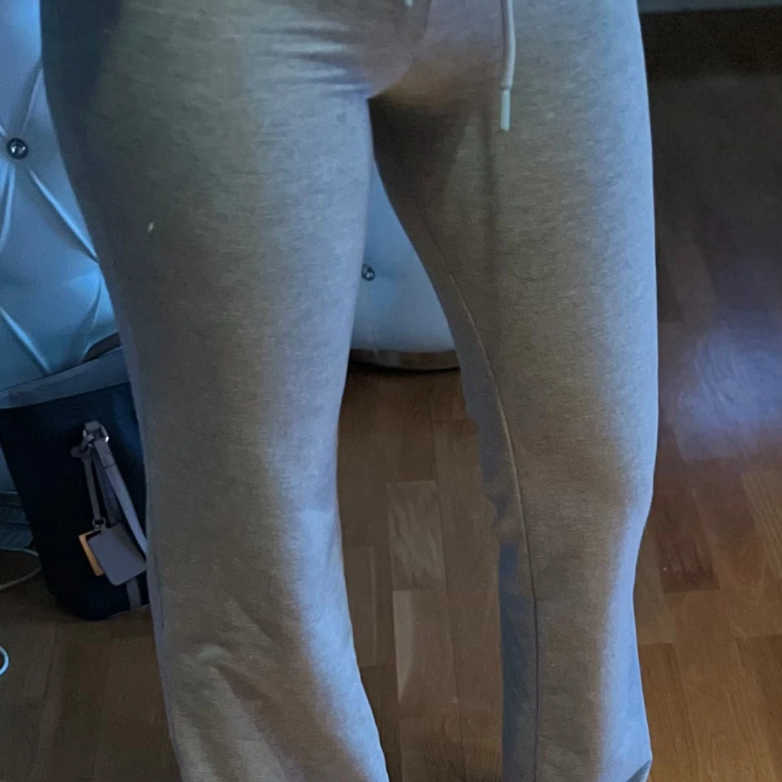 Grå mjukisbyxor  - 1