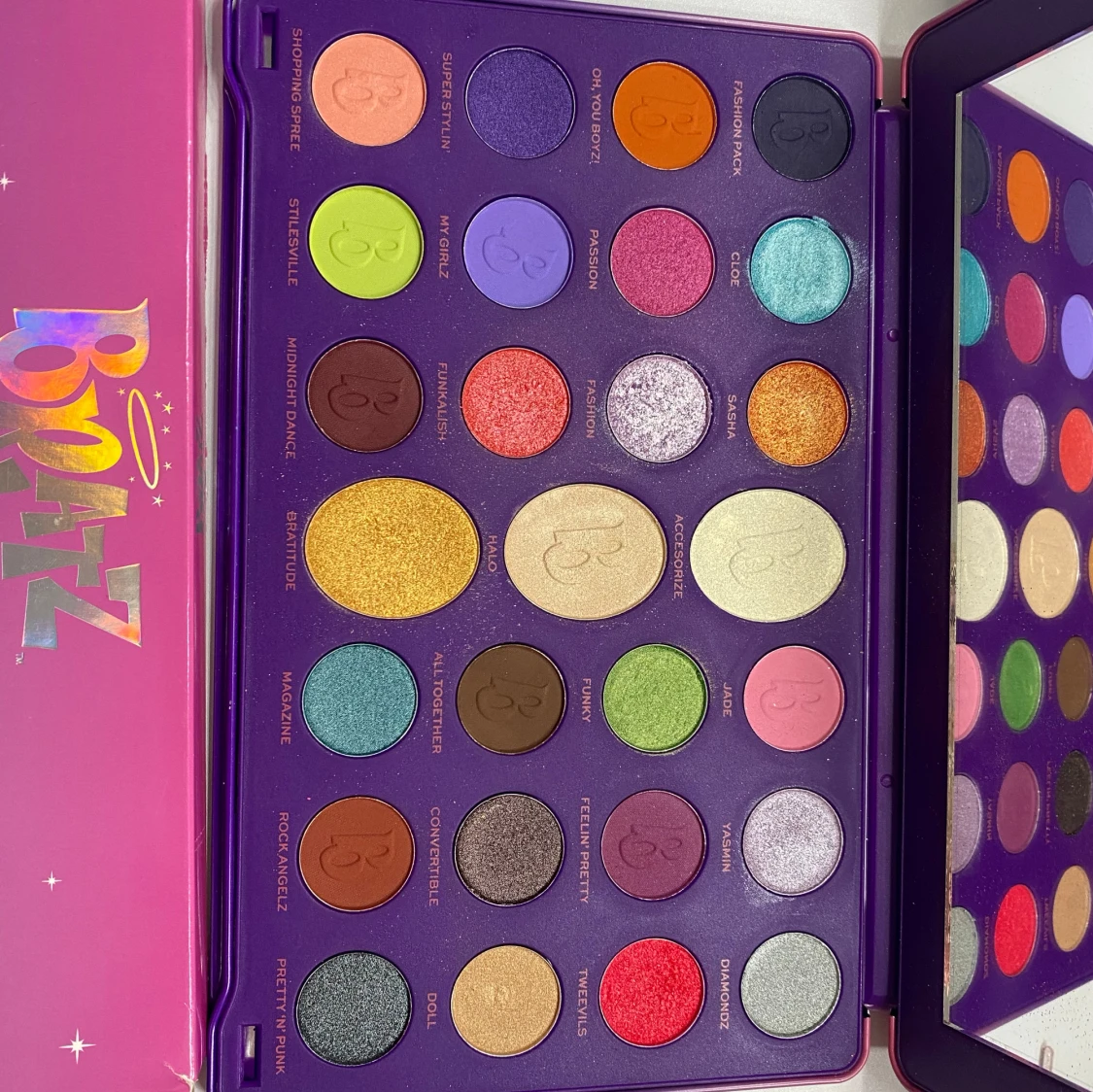 Bratz Revolution ögonskuggspalett - 1