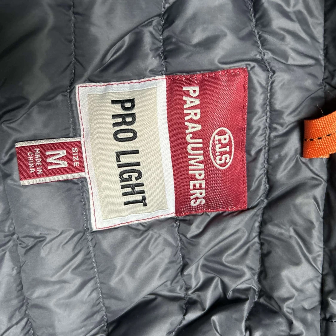 Grå dunjacka från Parajumpers - 3