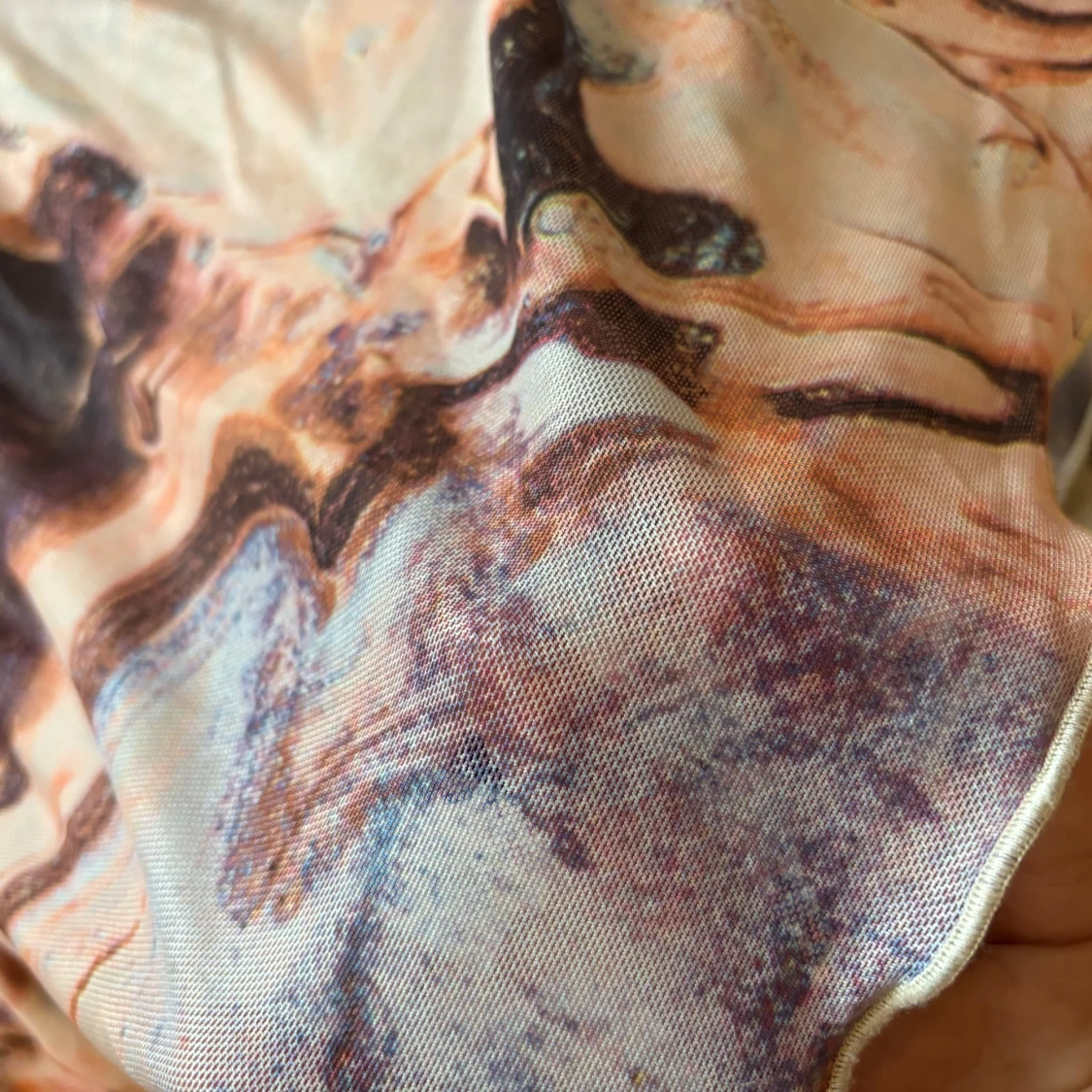 Mönstrad långärmad topp - 2