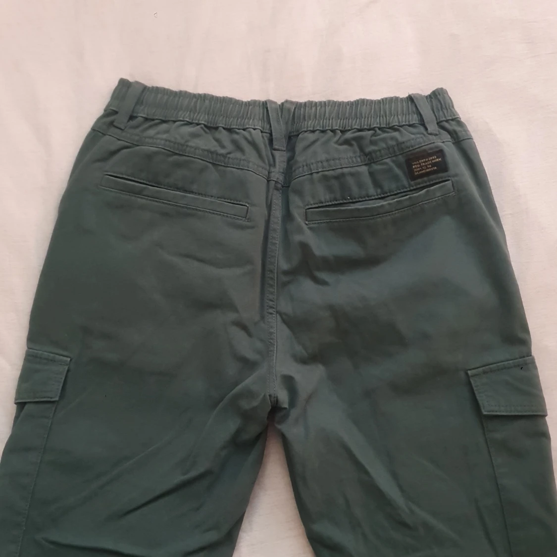 Gröna cargobyxor från Vaillent - 2
