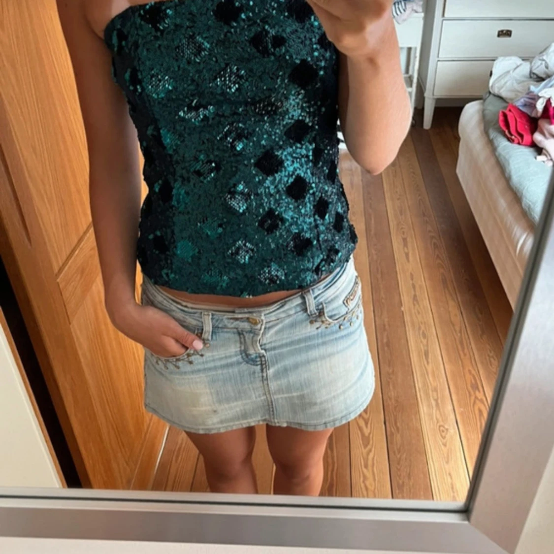 Grön paljettprydd tubtopp