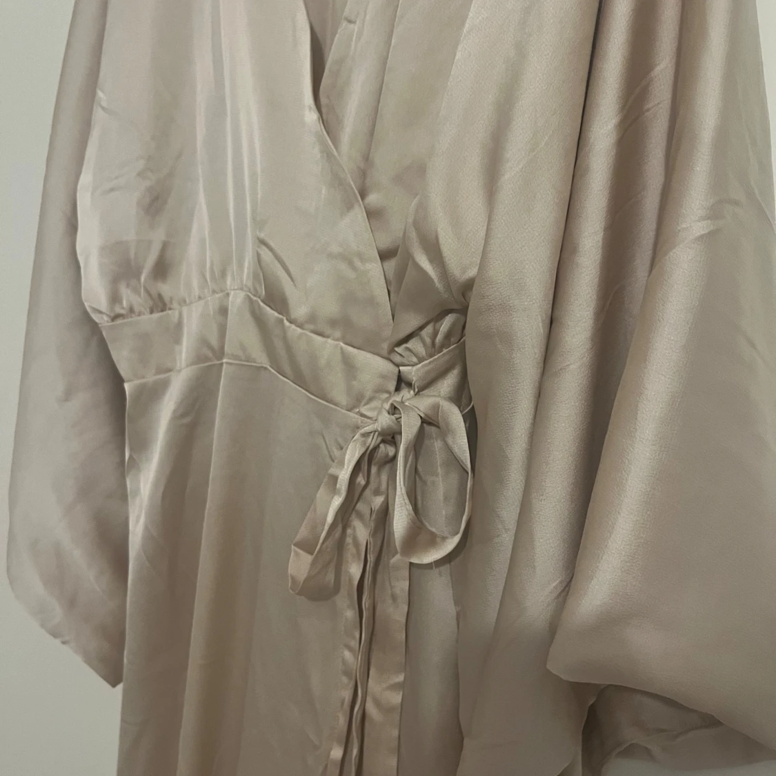 Beige långklänning  - 90