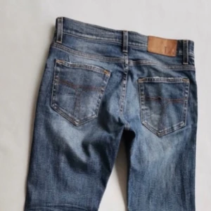 Tiger of Sweden jeans  - Riktigt feta tiger of Sweden jeans med en sjuk tvätt. Storlek 29/32 å modell pistolero! Hör av dig vid fler frågor eller funderingar!