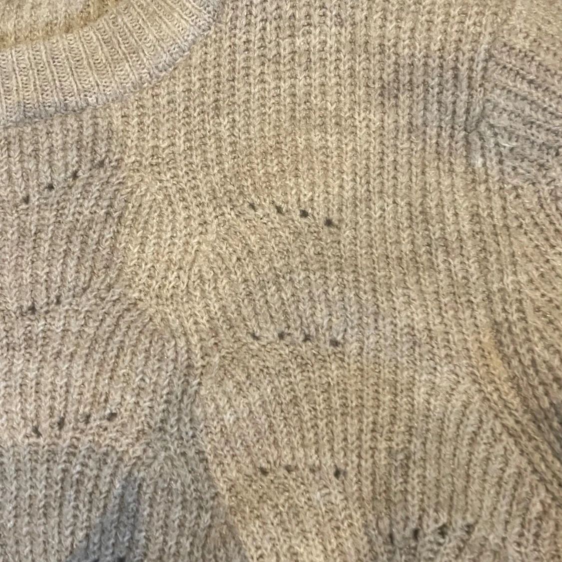 Beige stickad tröja från ONLY - 90