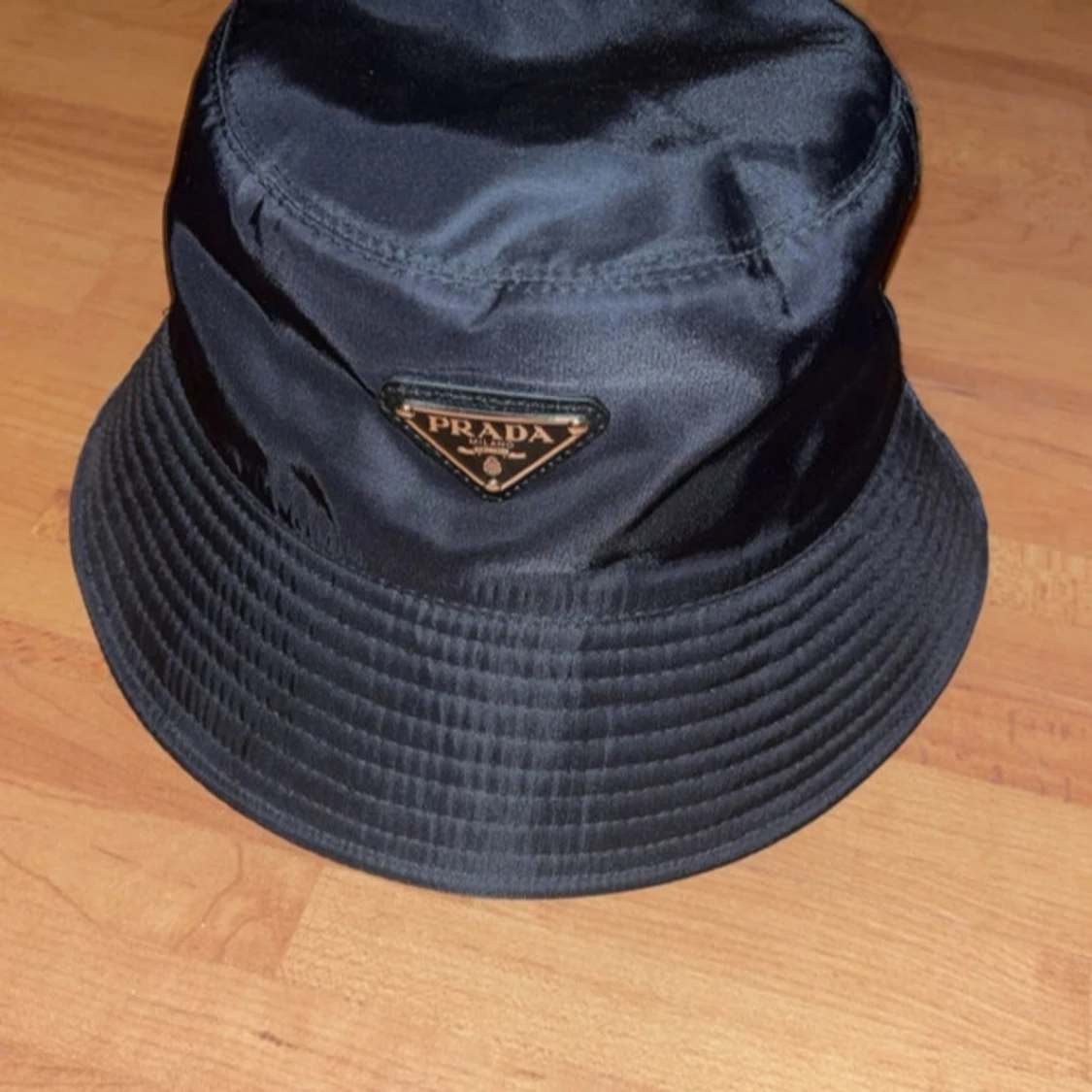 prada hat